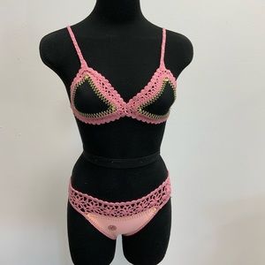 Crochet Knit bikini set - pink & black
